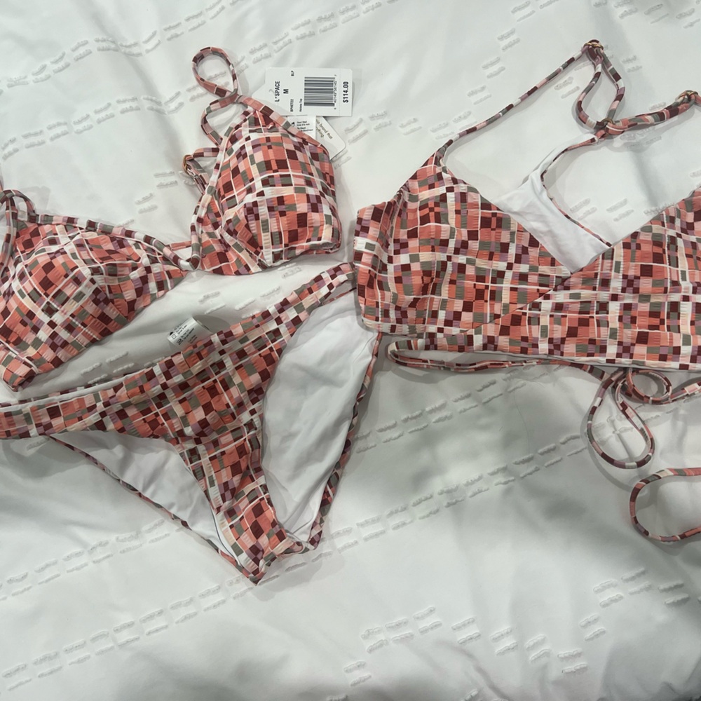 L space bikini. 2 tops one bottom